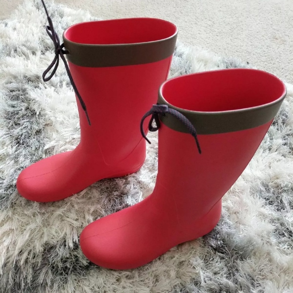 Crocs rain boots